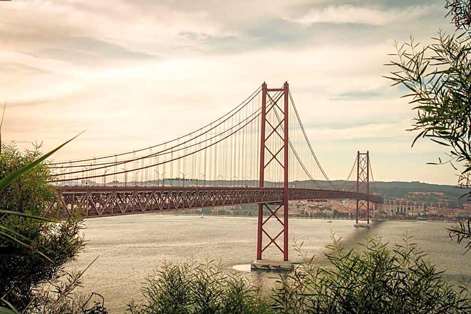 Kali Vice Surf Villa