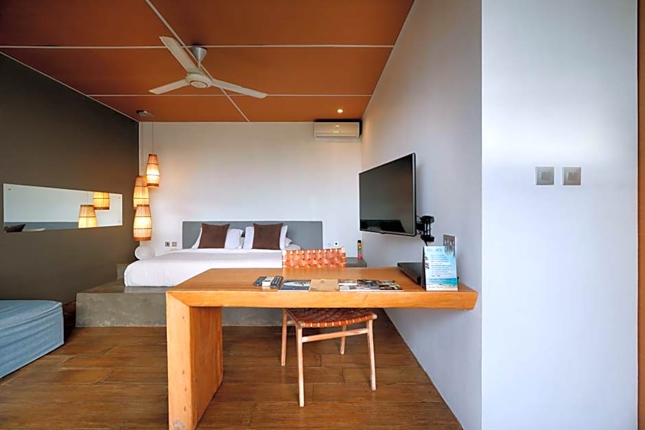 Clio Apartment