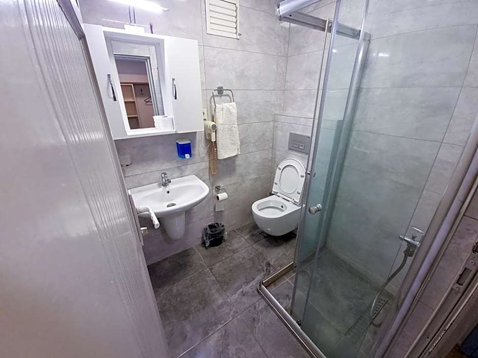 Tac Hotel