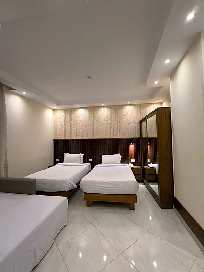 Dream Inn Pyramids View