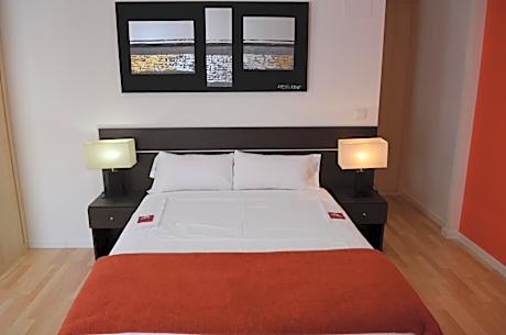 Four-Bedroom Apartment with Terrace