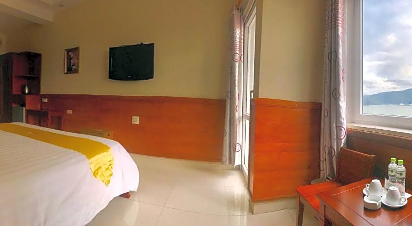 Hoang Yen Canary Hotel