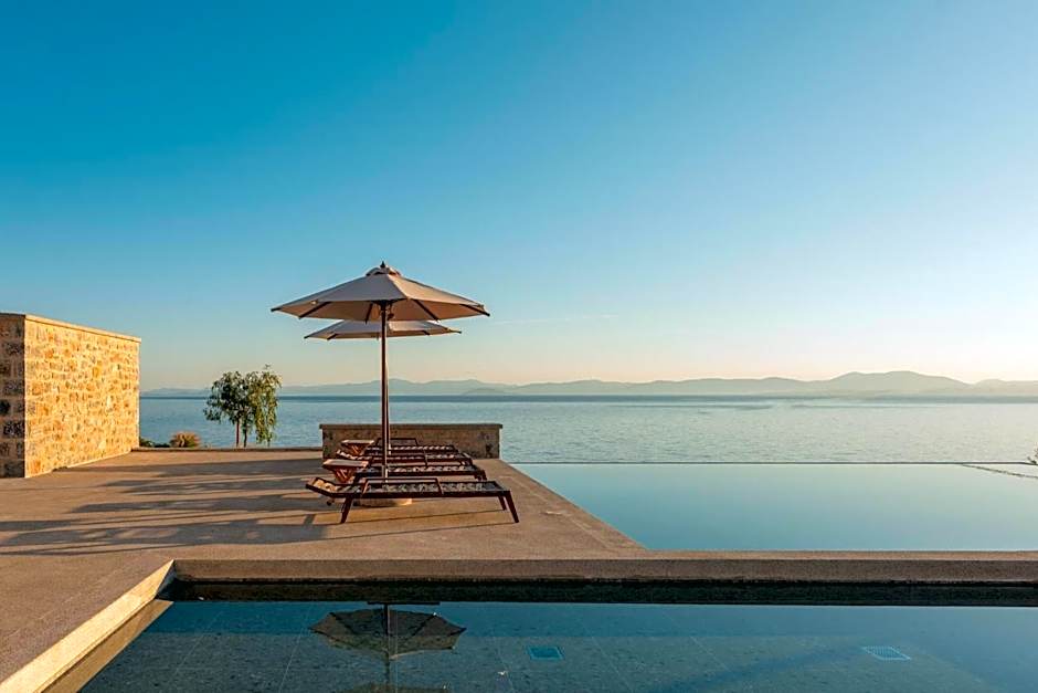 Sampatiki Suites & Spa - Luxury Seaview Suites - Opened 2024