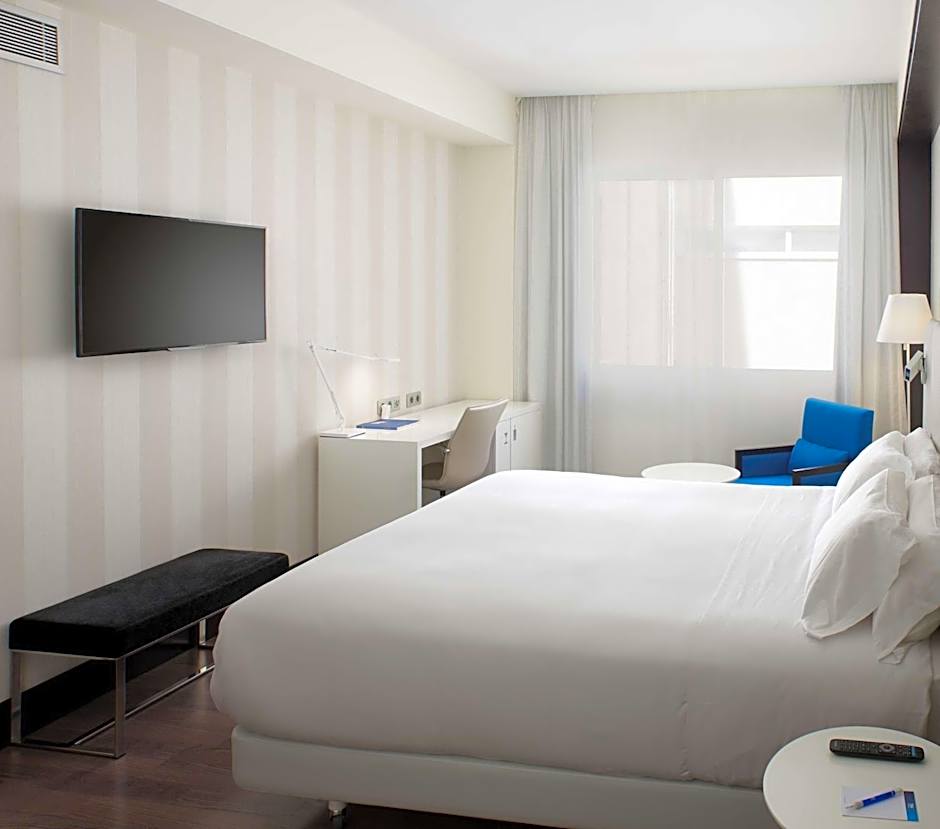Photo 1 of 9 of Standard 1 Double Bed or 2 Beds