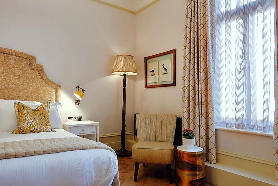 The Black Lion Pub & Boutique Guesthouse