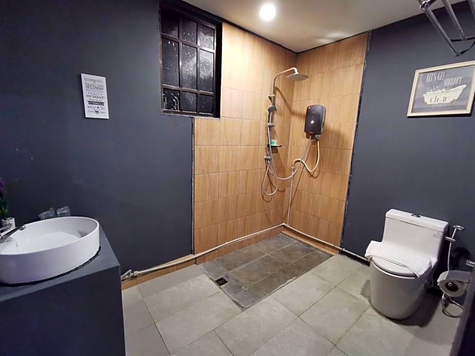 ang lee holiday stay