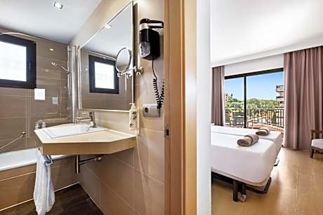 Double Room with Balcony