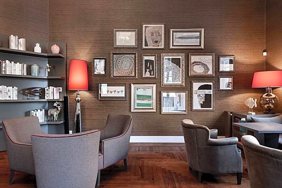 AC Hotel Palacio del Retiro Autograph Collection