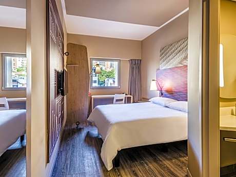 Ibis Cali Granada