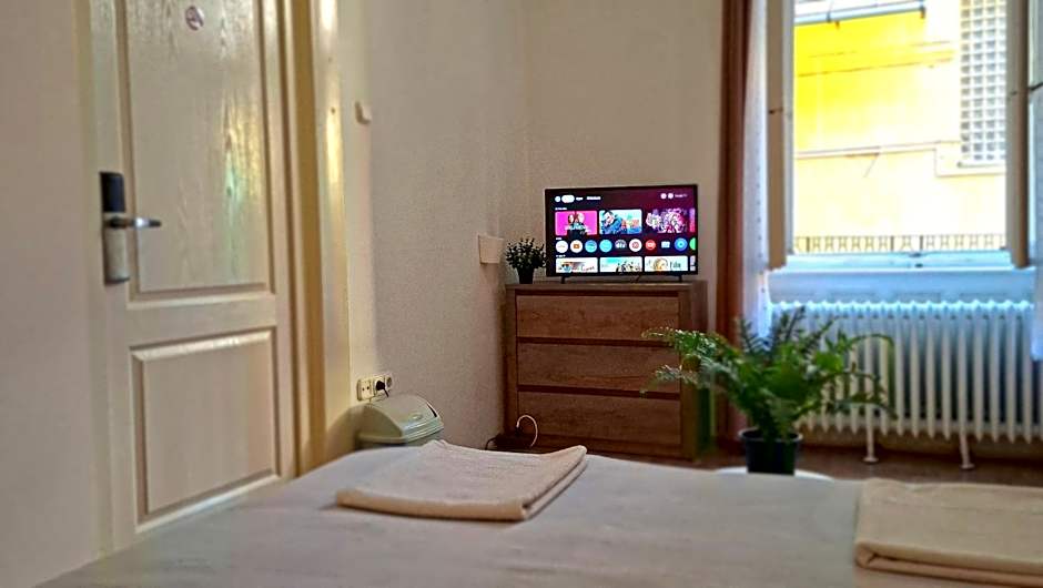 Black Sheep Budapest Smart Rooms