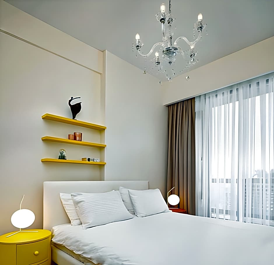 G Tower Furnished Apartment Rentals