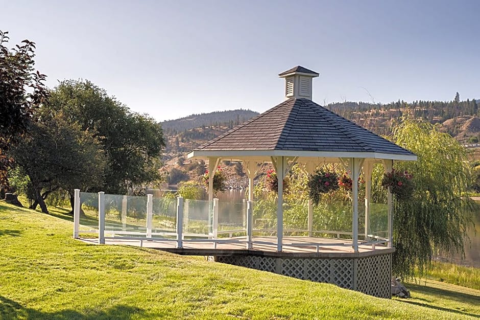 South Thompson Inn & Conference Centre