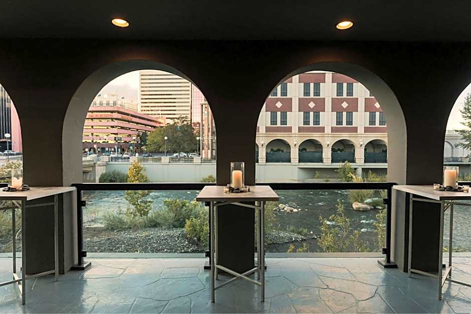 Renaissance Reno Downtown Hotel & Spa
