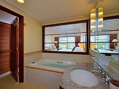 High Floor Twin Room