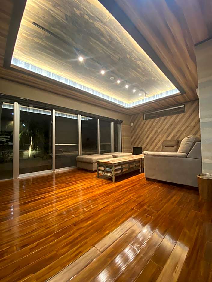 Seven Residence Yabu