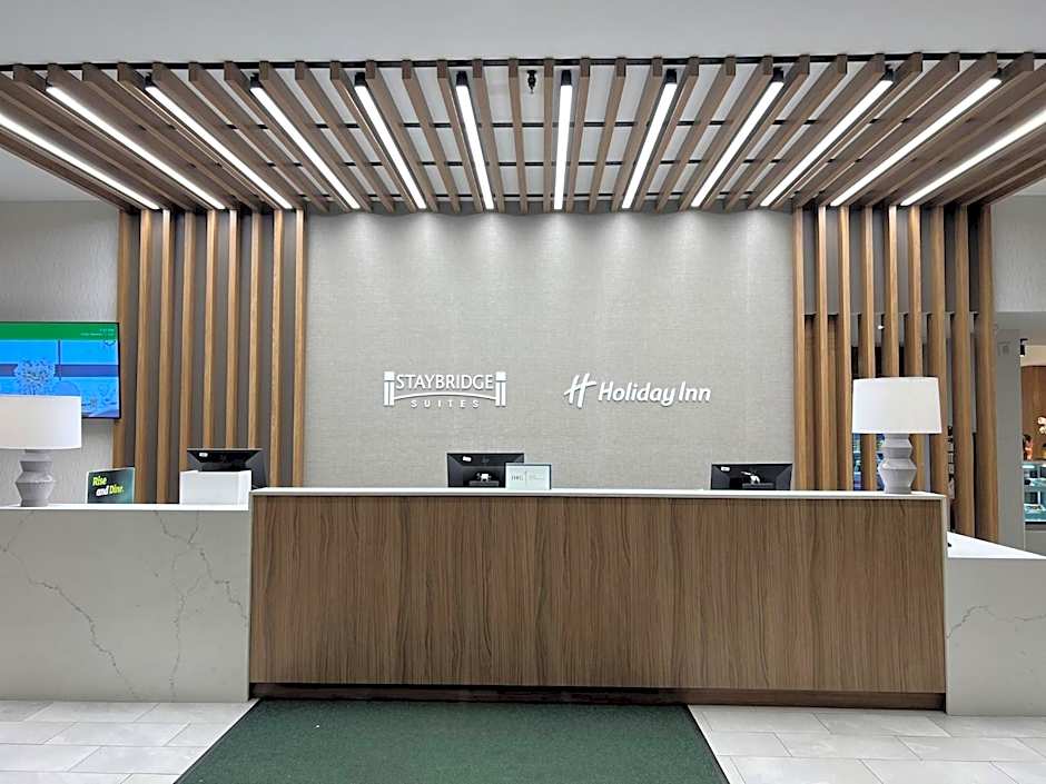 Holiday Inn Hotel & Suites St.Catharines-Niagara by IHG
