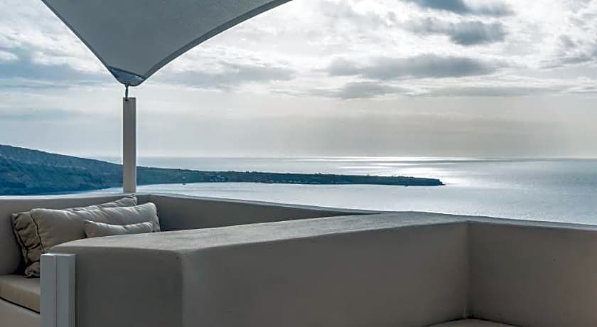 Art Maisons Oia Castle Hotel