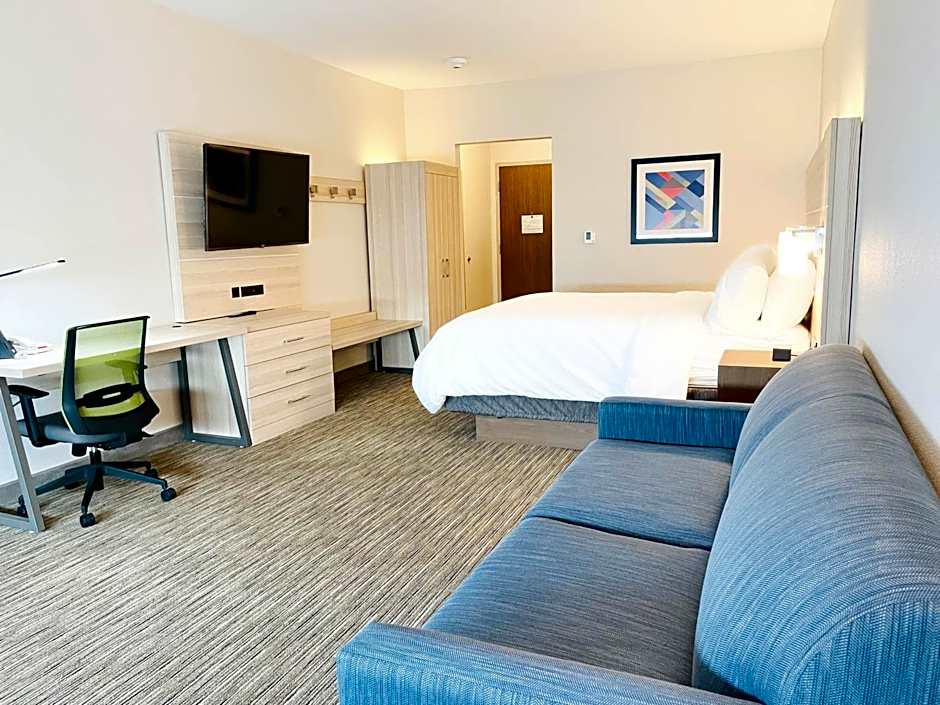 Photo 1 of 1 of 1 King Bed Suite, Hearing Accessible, Bathtub