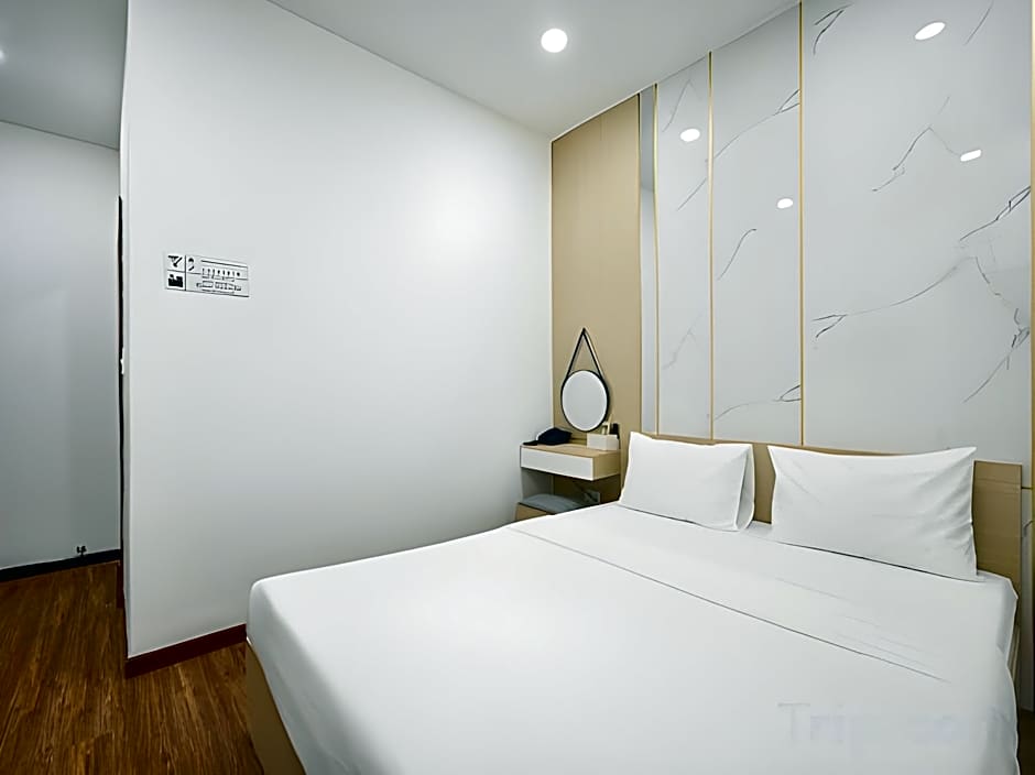 Sunrise Airport Hotel