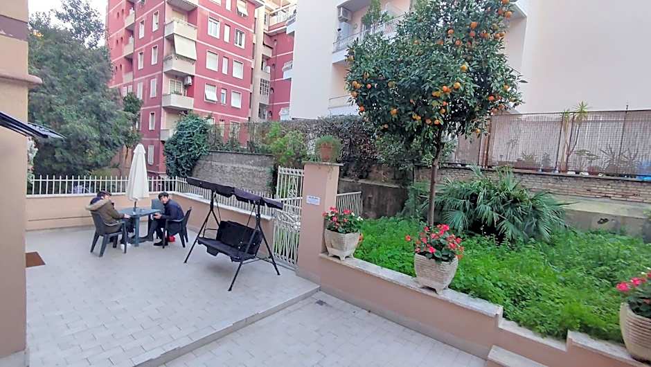 VATICAN GREEN GARDEN