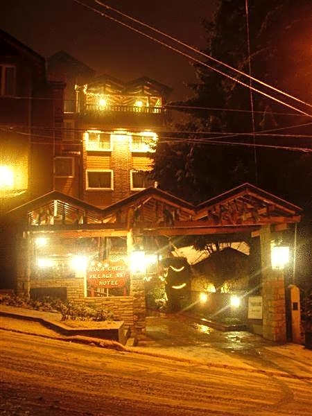Ruca Cheli Village Ski Hotel