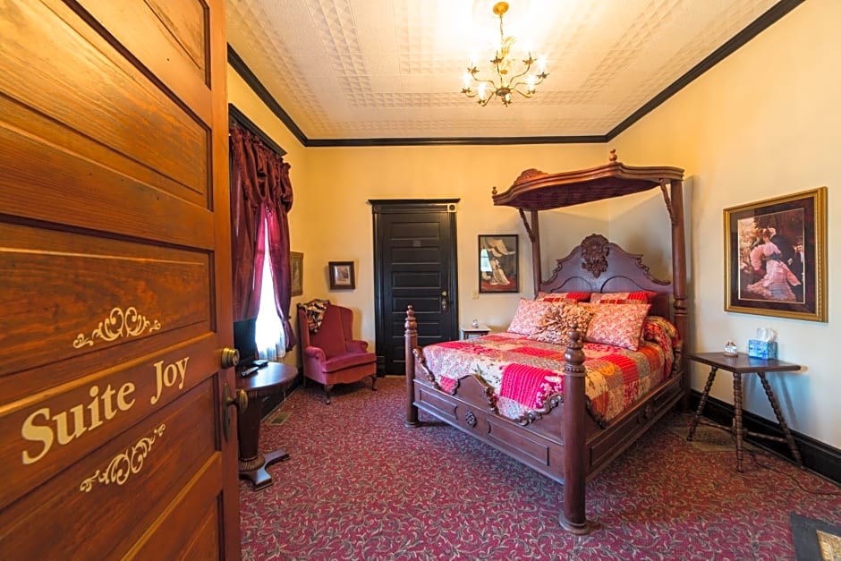 Grand Victorian Inn