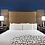 La Quinta Inn & Suites by Wyndham Rock Hill