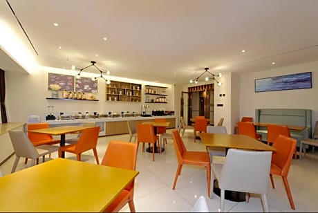 City Comfort Inn Changdu Chama Plaza