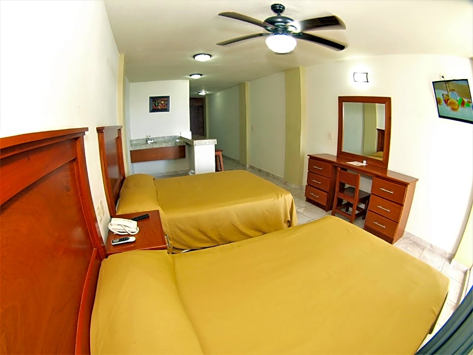 Hotel Las Jacarandas