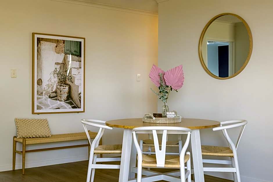 Kalua Holiday Apartments