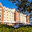 Salem Waterfront Hotel & Suites