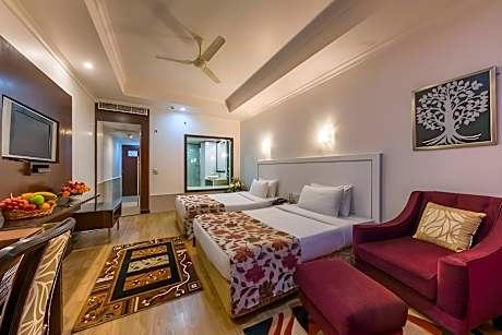 Deluxe Twin Room Type A