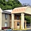 Howard Johnson by Wyndham Allentown/Dorney Hotel & Suites