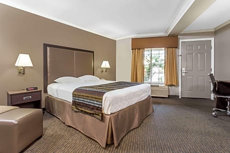 1 Queen Bed Accessible Room Non-Smoking