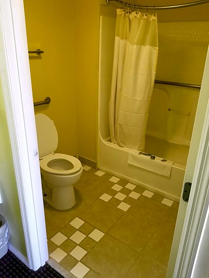 Americas Best Inn - Savannah I-95