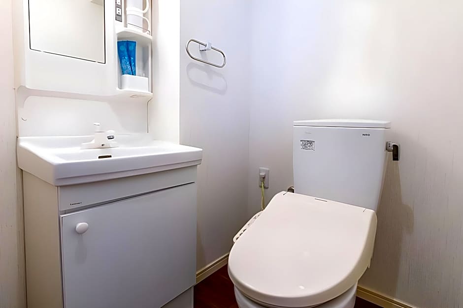 Mr. Kinjo In Eminence Makishi