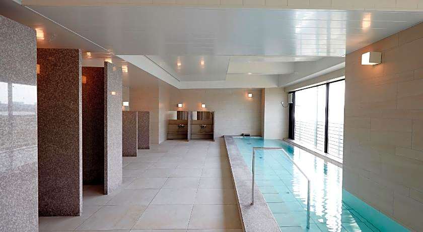 Kawasaki King Skyfront Tokyu REI Hotel