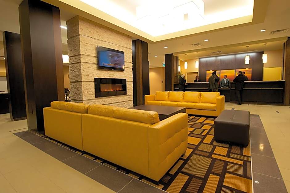Days Inn & Suites by Wyndham Winnipeg Airport Manitoba