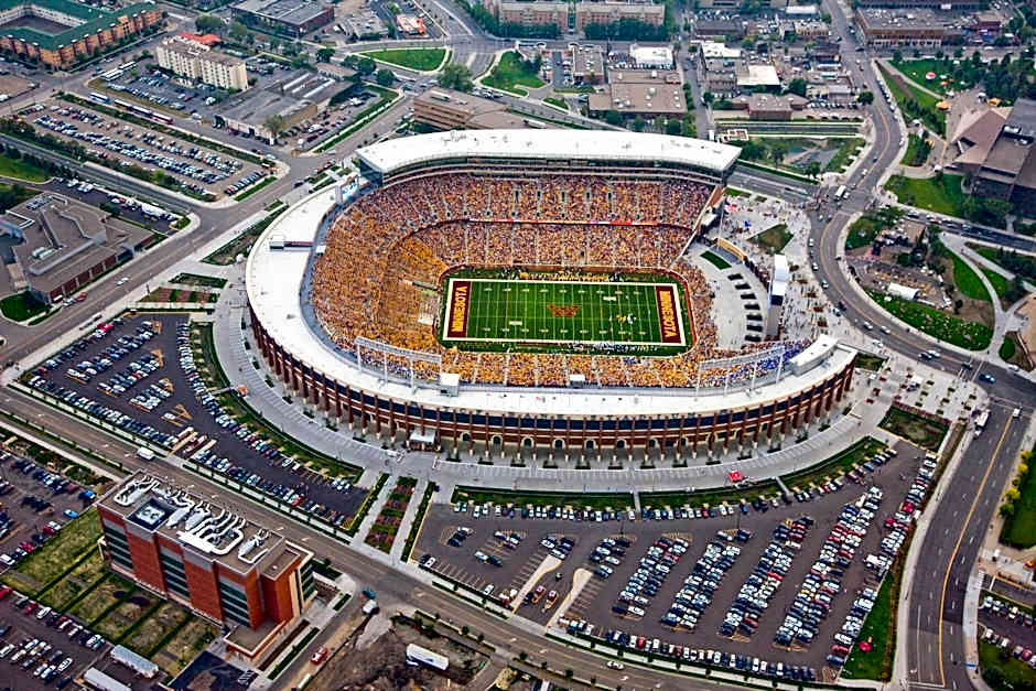 Holiday Inn Express & Suites Bloomington West By IHG