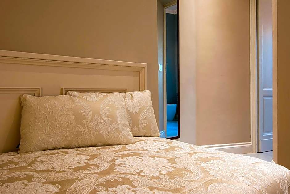 Pistoia INN - Downtown's Charming Rooms