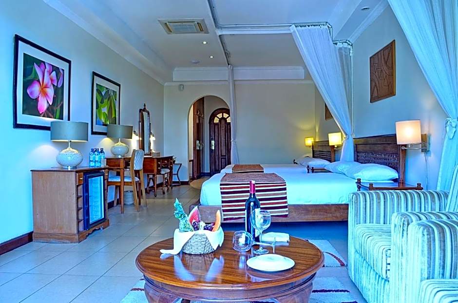 Sovereign Hotel