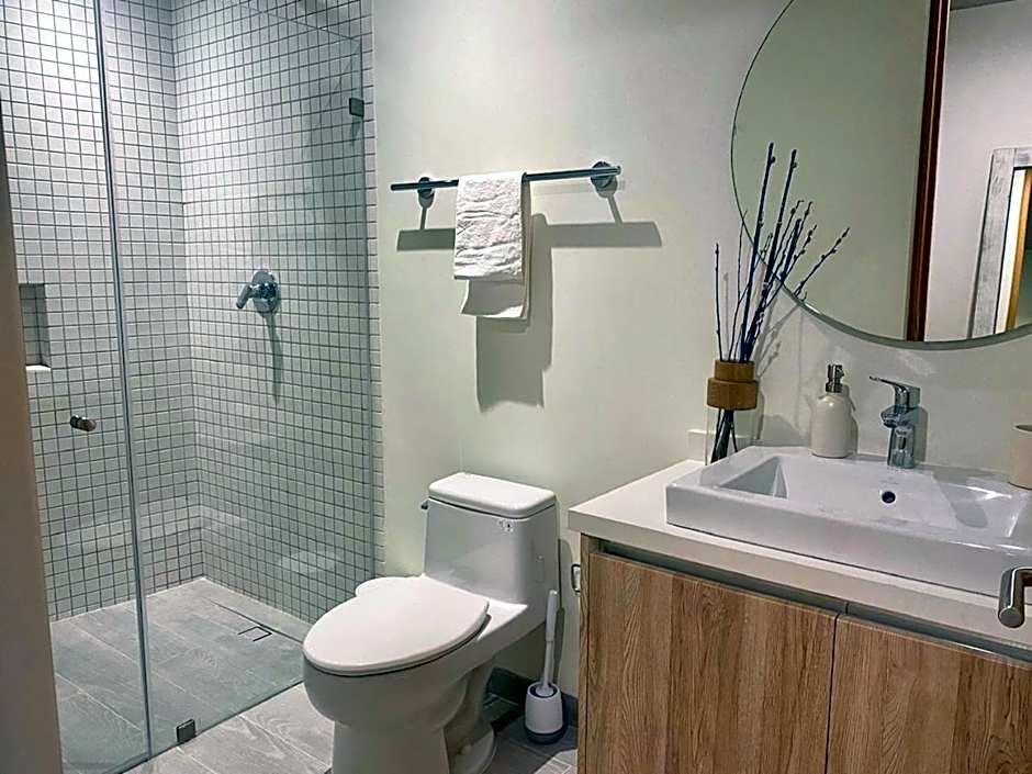 The Boat Condo by Andiani Travel