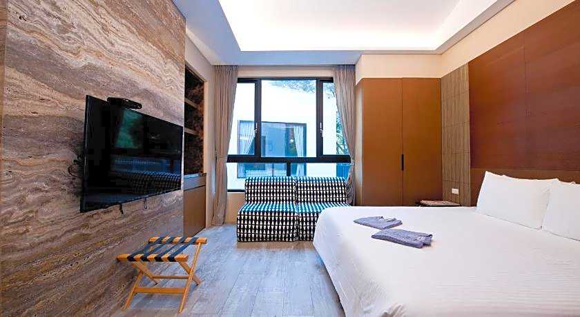 Hu Shan Hot Spring Hotel