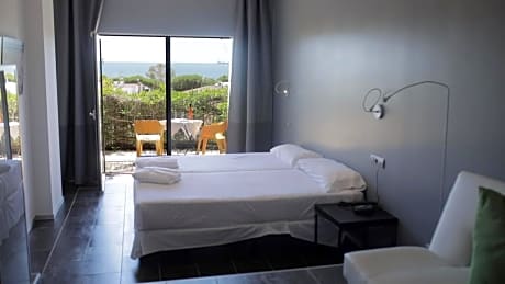 Super Twin Room with Sea View