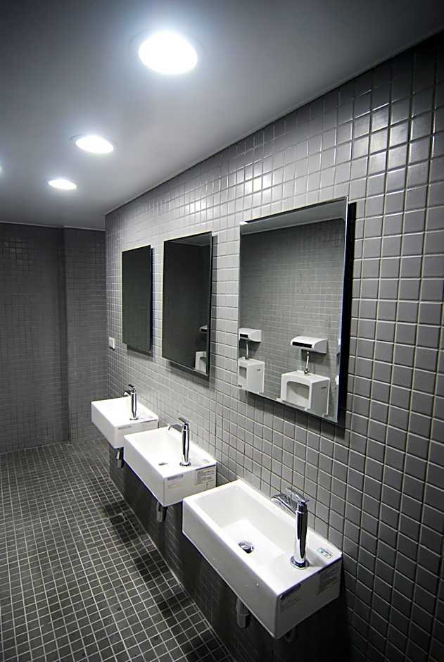 Inn Cube Taipei Main Station