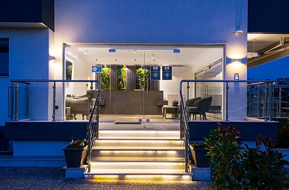 Botanica Luxury Suites