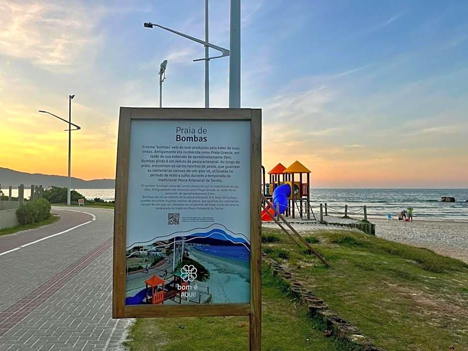 B119 - Apto para 06 pessoas perto do mar em Bombas