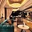 The LaSalle Chicago, Autograph Collection
