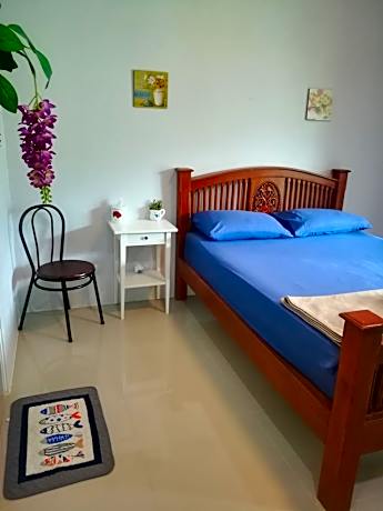 Mae Pon Hostel