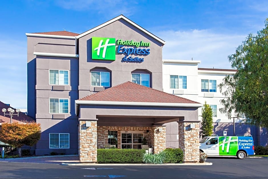 Holiday Inn Express Oakland - Airport